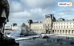 Spend a busy day at the Louvre 1